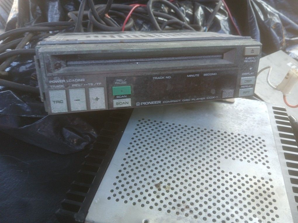 CDX-1 PIONEER OLD SCHOOL CD PLAYER FIRST CD CAR STEREO