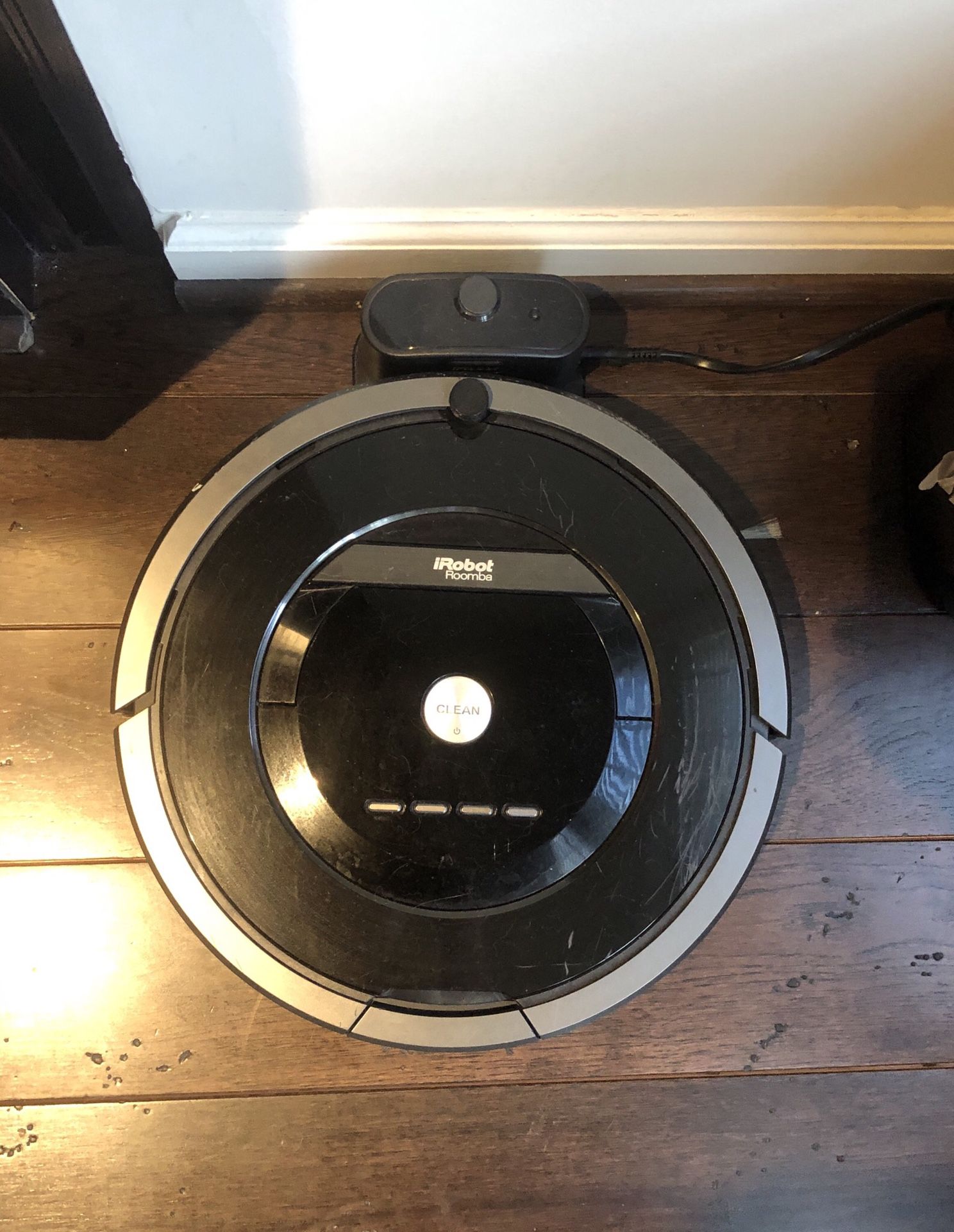 iRobot - Roomba 880 Self-Charging Robot Vacuum - Black