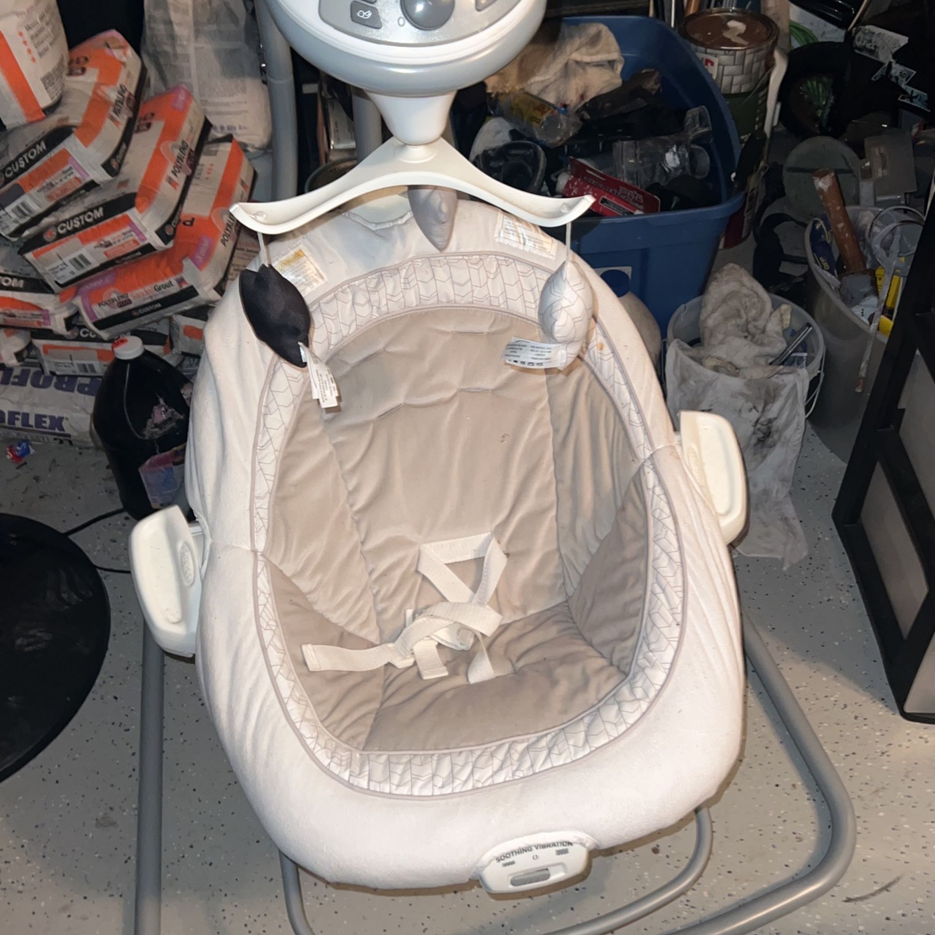 Infant baby swing