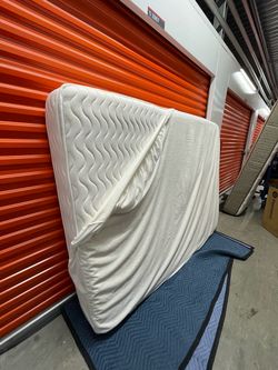 Mattress queen size