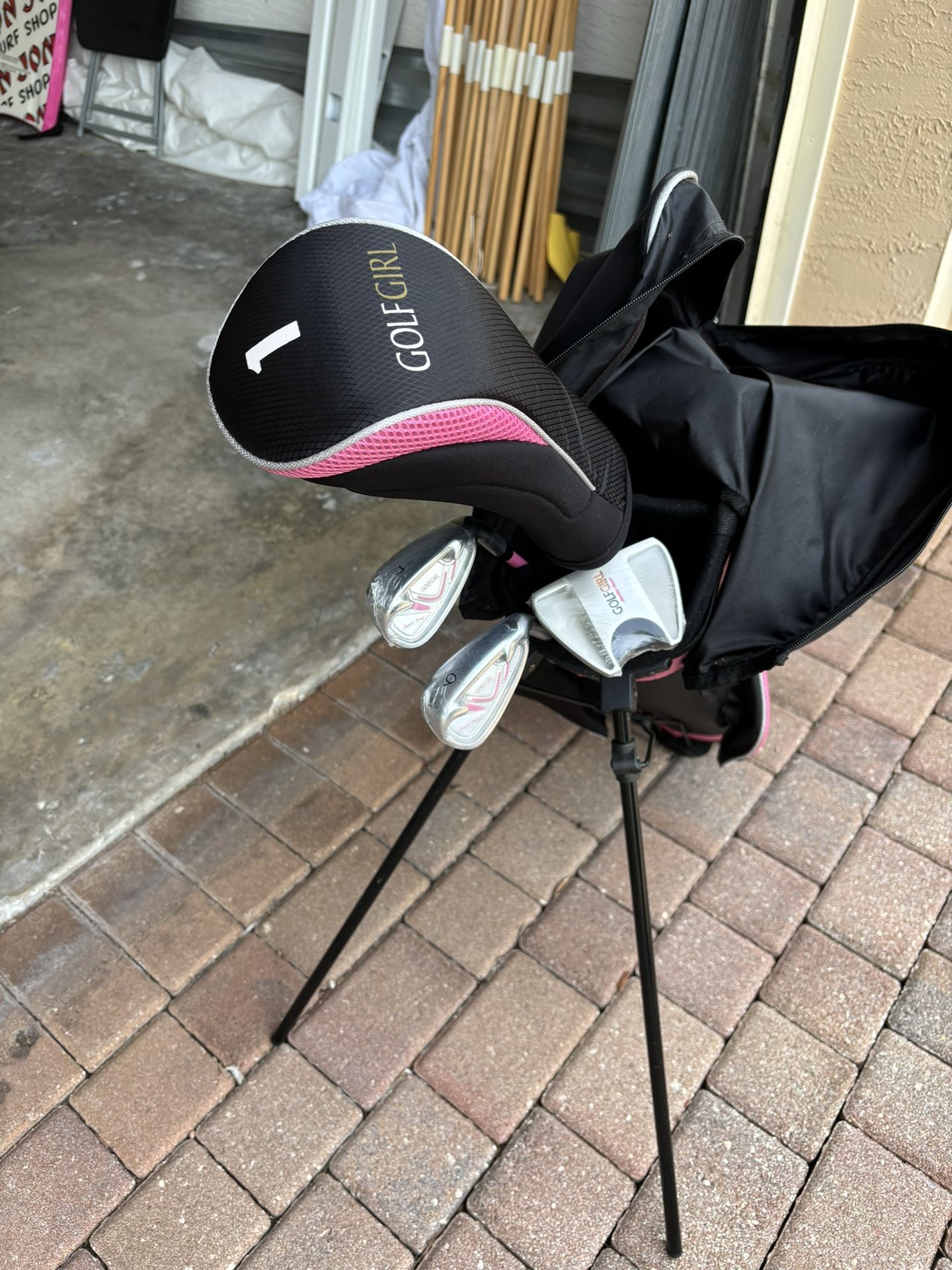 Golf Girl Golf Clubs