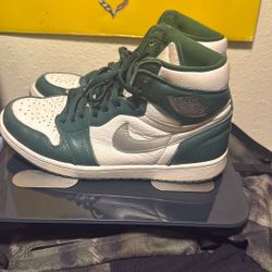 Jordan 1 Retro  Men 