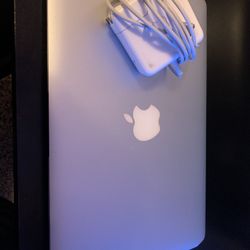 2015 MacBook Air Laptop 