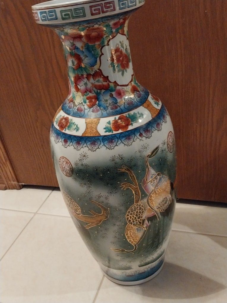 24" Satsuma Style Porcelain Chinese Floor Vase, Great Gift!