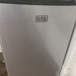 Black & Decker Small Frige