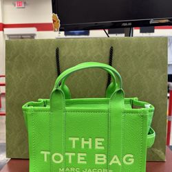 The Tote Bag 