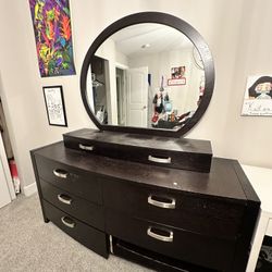 FREE BLACK DRESSER WITH MIRROR