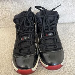 Jordan 11  Bred For Kids Size 1Y