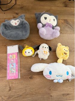 Sanrio Plushies & Hello Kitty Bookmark Set