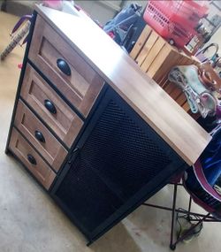 Baxton cabinet