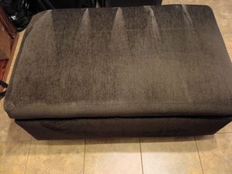 Beautiful and comfortable Large ottoman with storage