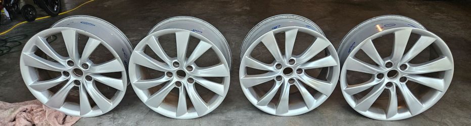 Tesla Model S 19" Slipstream Wheels - Set of 4