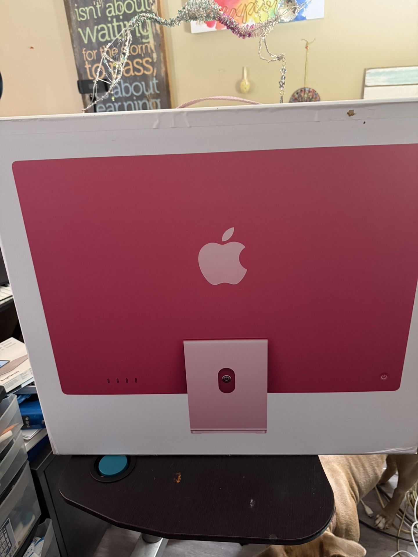 I Mac Desktop Brand New In Box Pink
