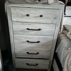 5 Drawer Dresser For Sale 