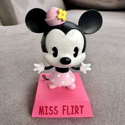 Disney “Miss Flirt” Minnie Mouse Resin Figurine 4.5" 