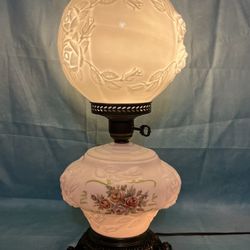 VINTAGE MID CENTURY VICTORIAN STYLE MILK GLASS LAMP Floral Gone With The Wind