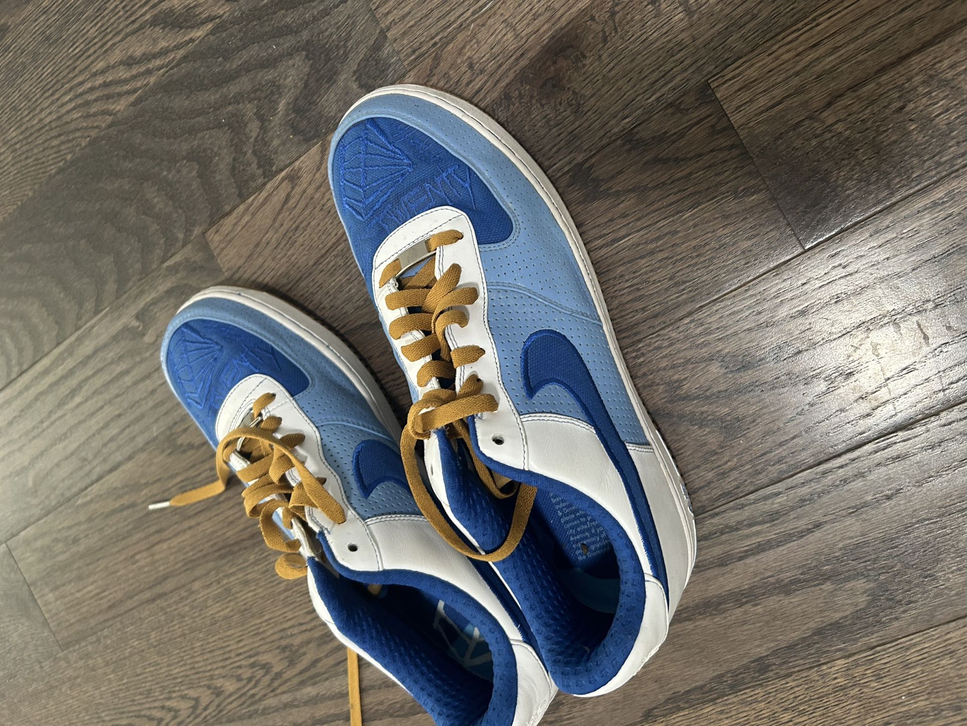 Philly Down north air Force Ones Size 13