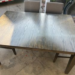 Extendable Dining Table