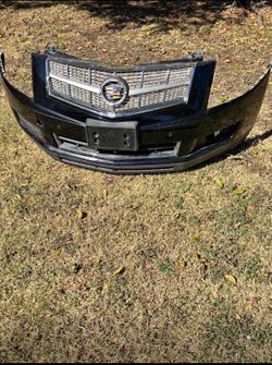 Bumper and grill for a 2010-2016 Cadillac srx askin $400