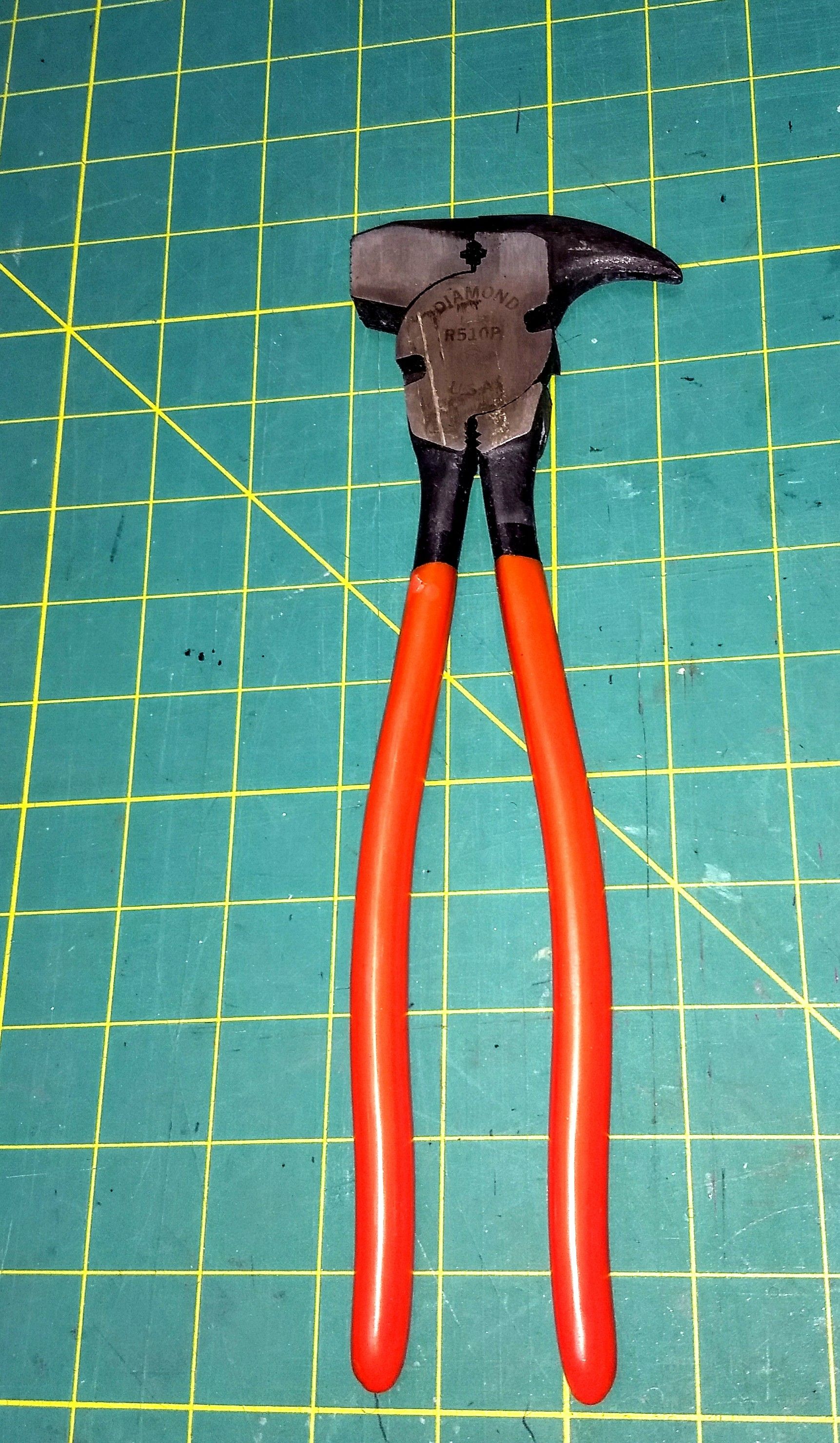 Vintage Diamalloy Fence Pliers