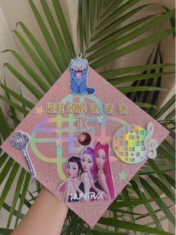 Kpop cap topper