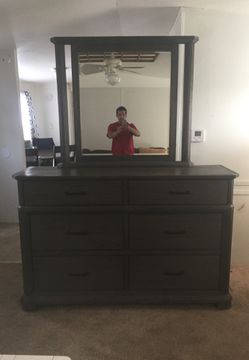 Bedroom furniture with mirror