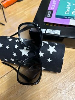 Dolce and Gabbana model 4124 sunglasses