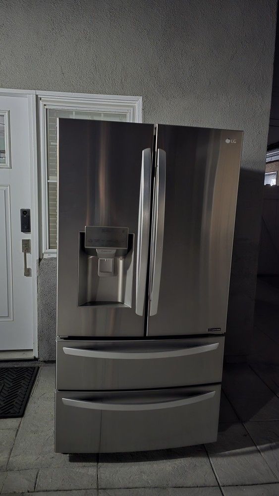 LG French Door Fridge For PARTS