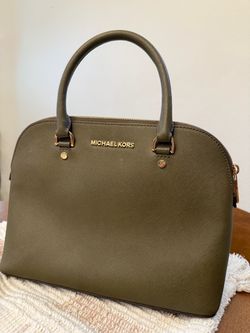 Michael Kors purse