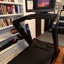 NordicTrack Commercial 1750 Treadmill