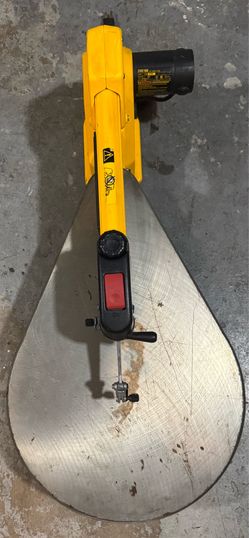 Dewalt scroll saw.