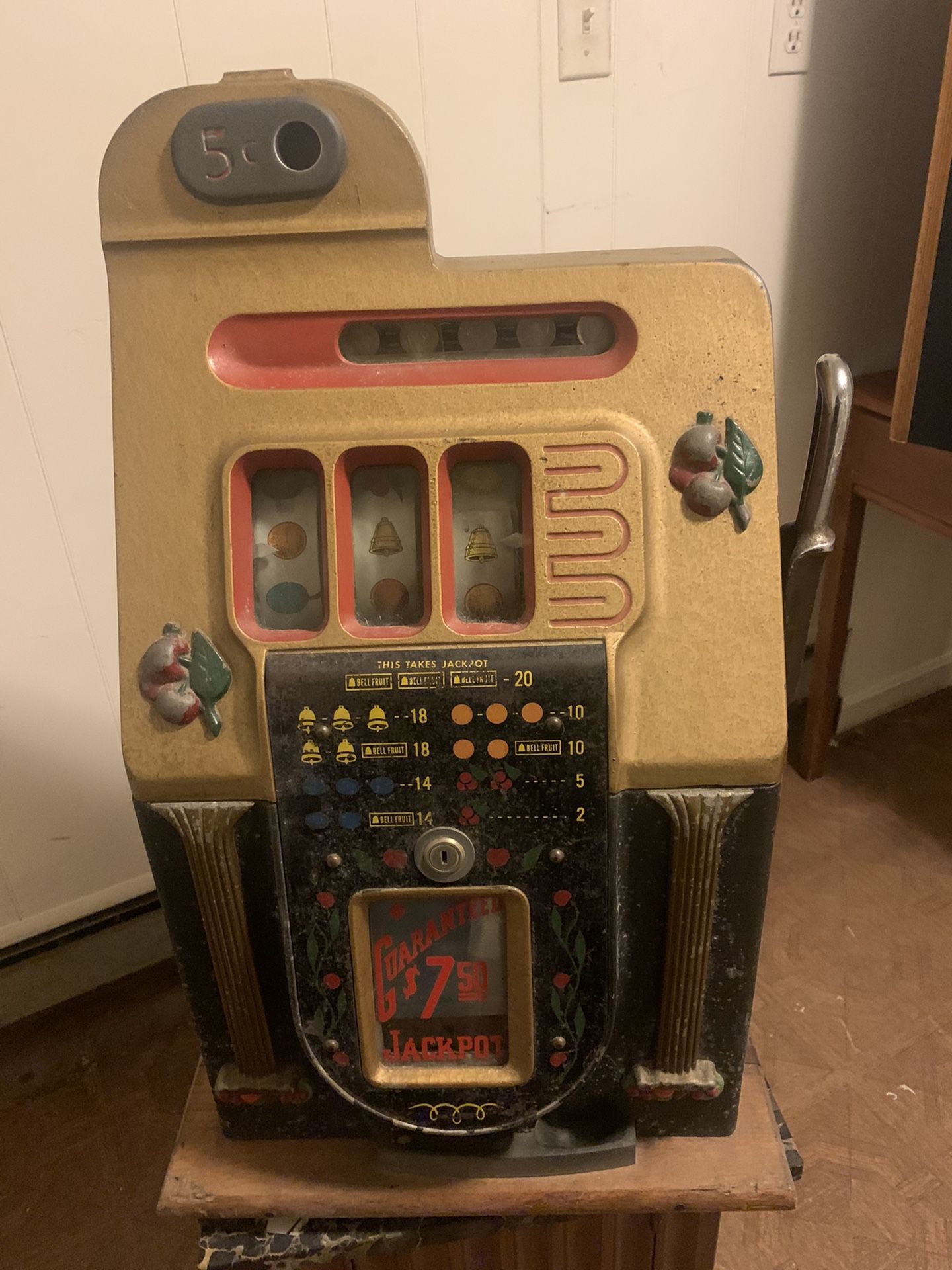 Bell-o-Matic Nickel Slot Machine