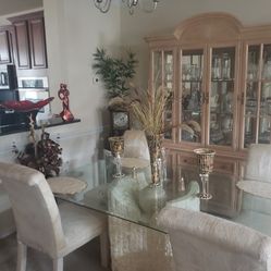 Elegant Dining Room Table With China Cabinet