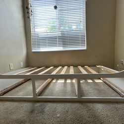 Twin Wooden Drawer Day Bed