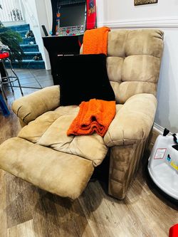 Recliner sofa couch
