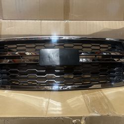 LTZ Grille For 2015 - 2018 Chevy Chevrolet Suburban Tahoe 