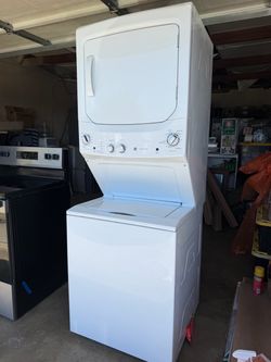 GE Stacked Washer Dryer Unit