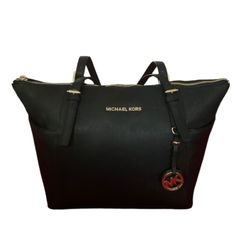 AUTHENTIC MICHAEL KORS HANDBAG - BRAND NEW WITH TAGS