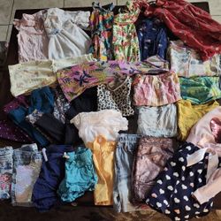 LOT 5T GIRLS CLOTHES 28 PCS DRESSES, ROMPER, PAJAMA, SHORTS, SKIRTS SHORT SLEEVE SHIRTS, LONG SLEEVE SHIRTS, LEGGINGS, SWIM