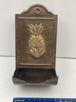 VNTG Pineapple Brass Wall Mount Matchbox Holder