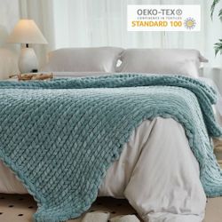 Chunky Knit Throw Blanket 50”x 60", 100% Handmade with Soft Chenille Yarn, 6.7lbs Thick Cable Knitted Blankets, Large Rope Knot Crochet Throws for Cou
