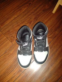 Girls Puma Shoes Size 3