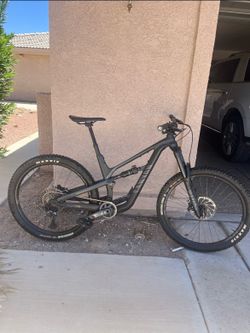 Canyon spectral seven mountain bike