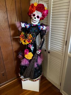 Day of the Dead Catrina Skeleton Figurine