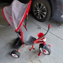 Radio flyer tricycle 