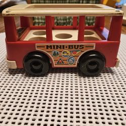 FISHER PRICE MINI BUS