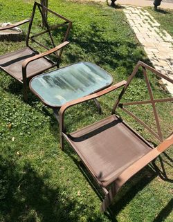 Patio chairs with small table