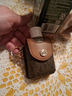 Hand Sanitizer Holder Keychain for Sale in Elizabeth, NJ - OfferUp