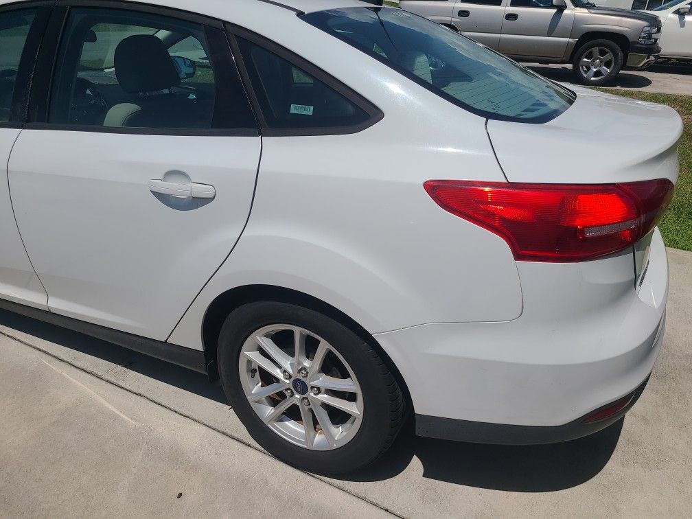 2016 Ford Focus