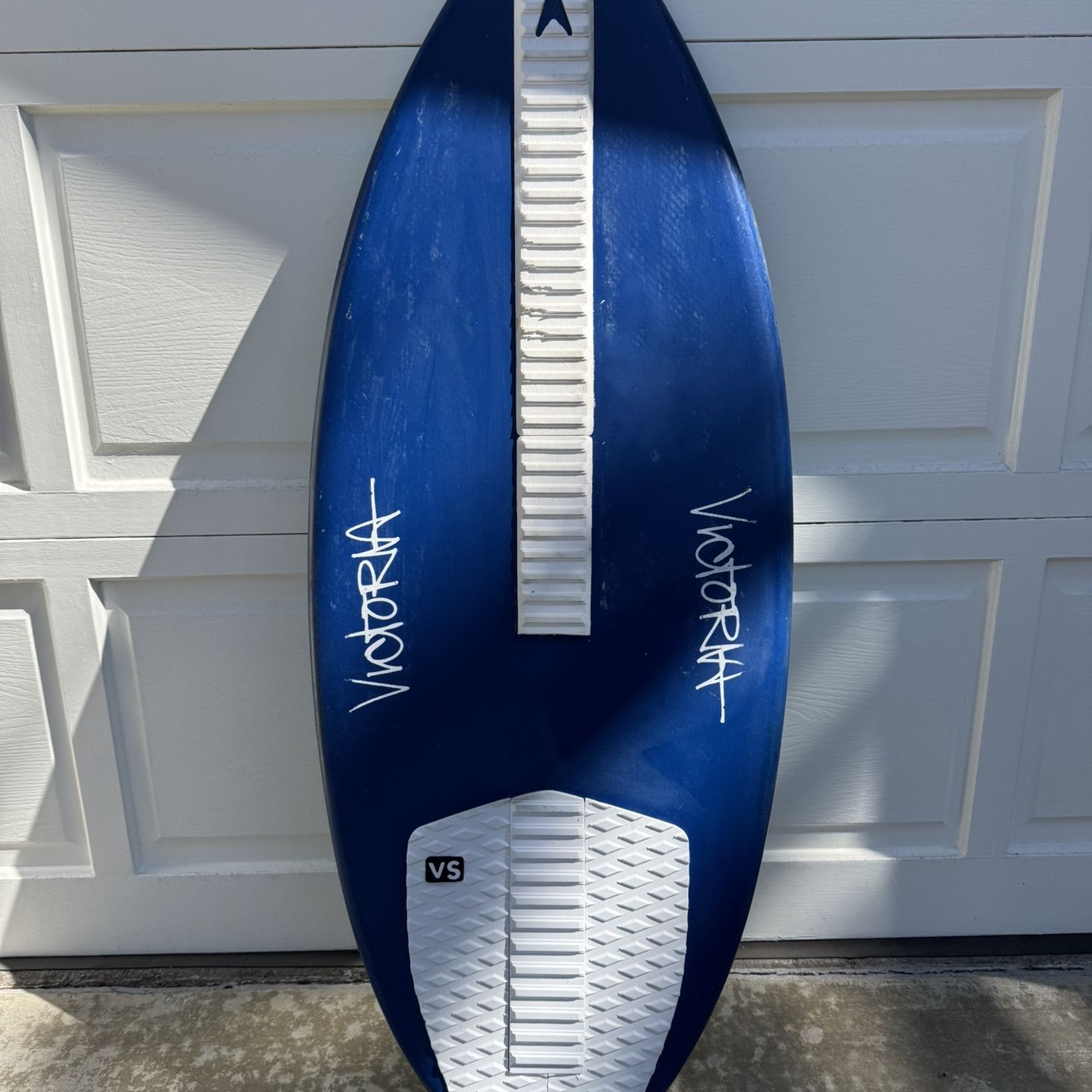 Victoria Skimboards - Carbon Fiber - Bill Bryan Custom Model